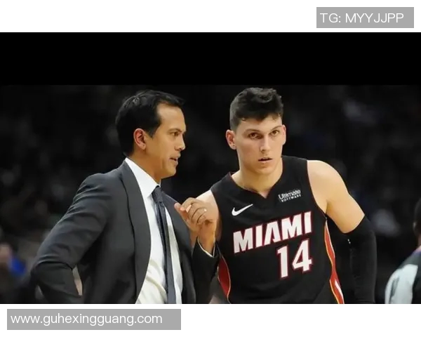 希罗复出首战半场8投5中，三分3投2中，砍下16分4板